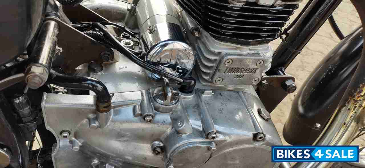 Mat Black Royal Enfield Thunderbird TwinSpark 350