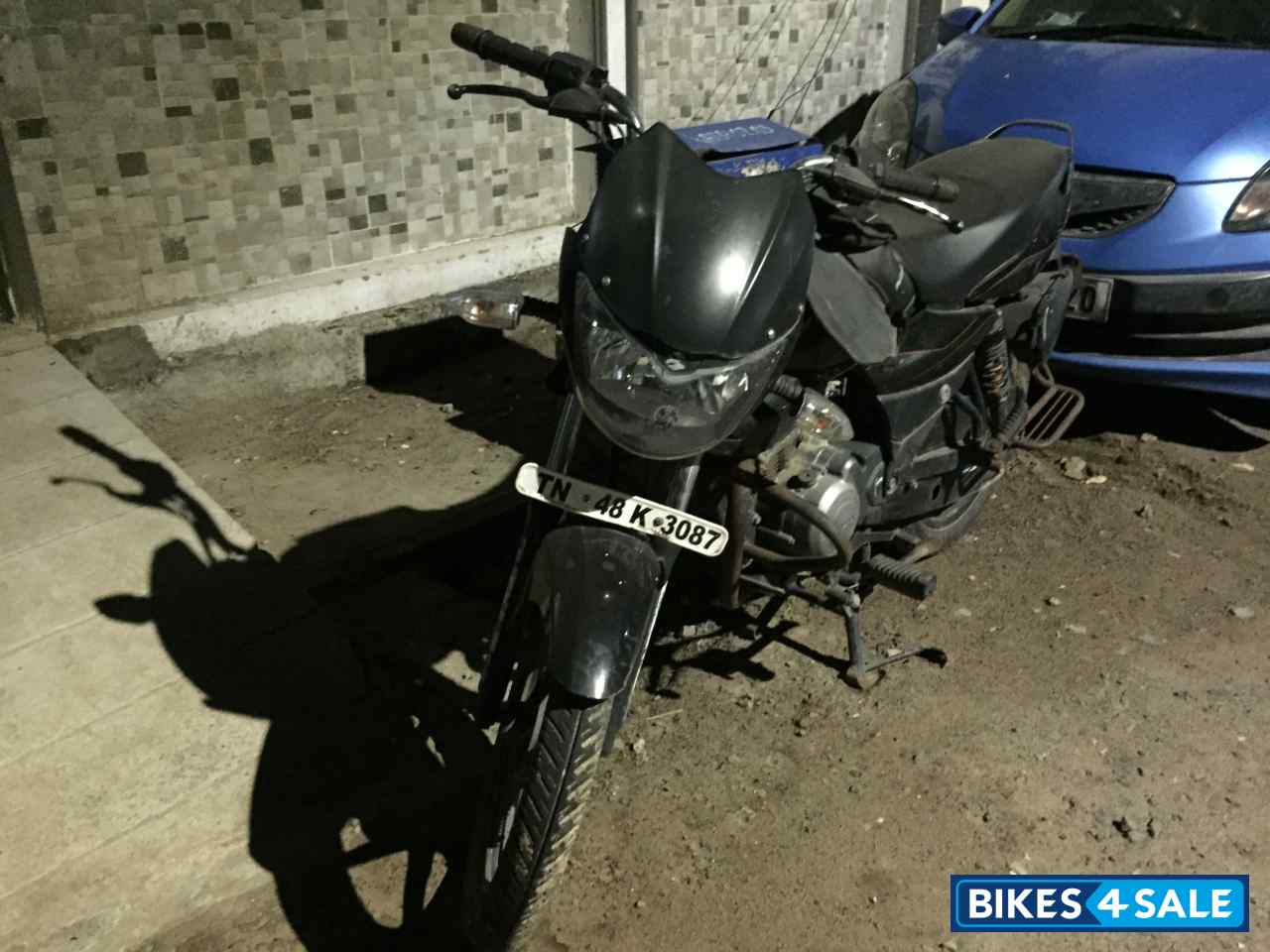Black Bajaj XCD 125 DTS-Si Black Bajaj XCD 125 DTS-Si