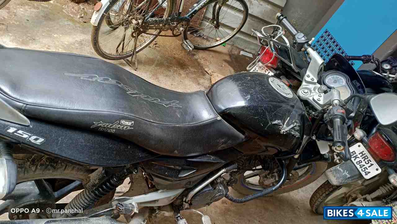 Bajaj Pulsar 150 Classic