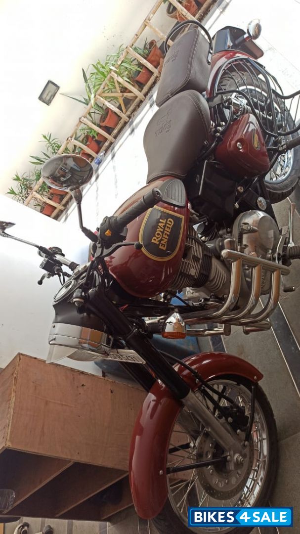 Chestnut Royal Enfield Classic 350 Chestnut Royal Enfield Classic 350