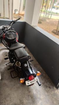 Red Royal Enfield Classic 350 Redditch Red