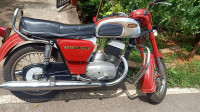 Red Ideal Jawa Yezdi CL II