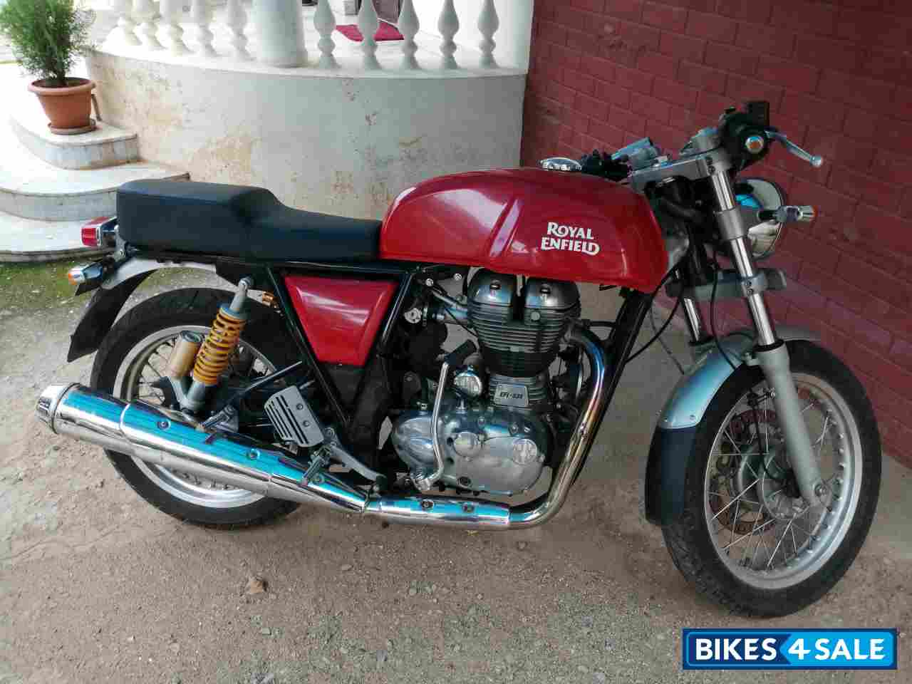 Red Royal Enfield Continental GT 535