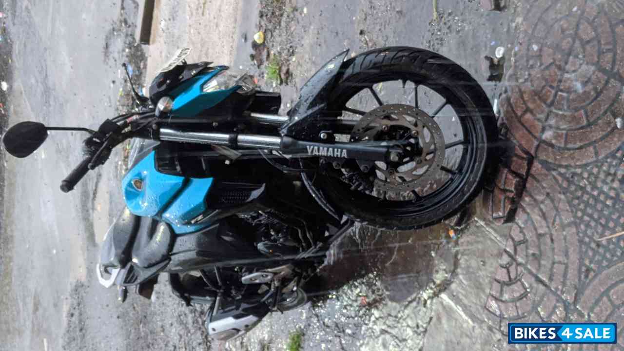 Yamaha FZ25