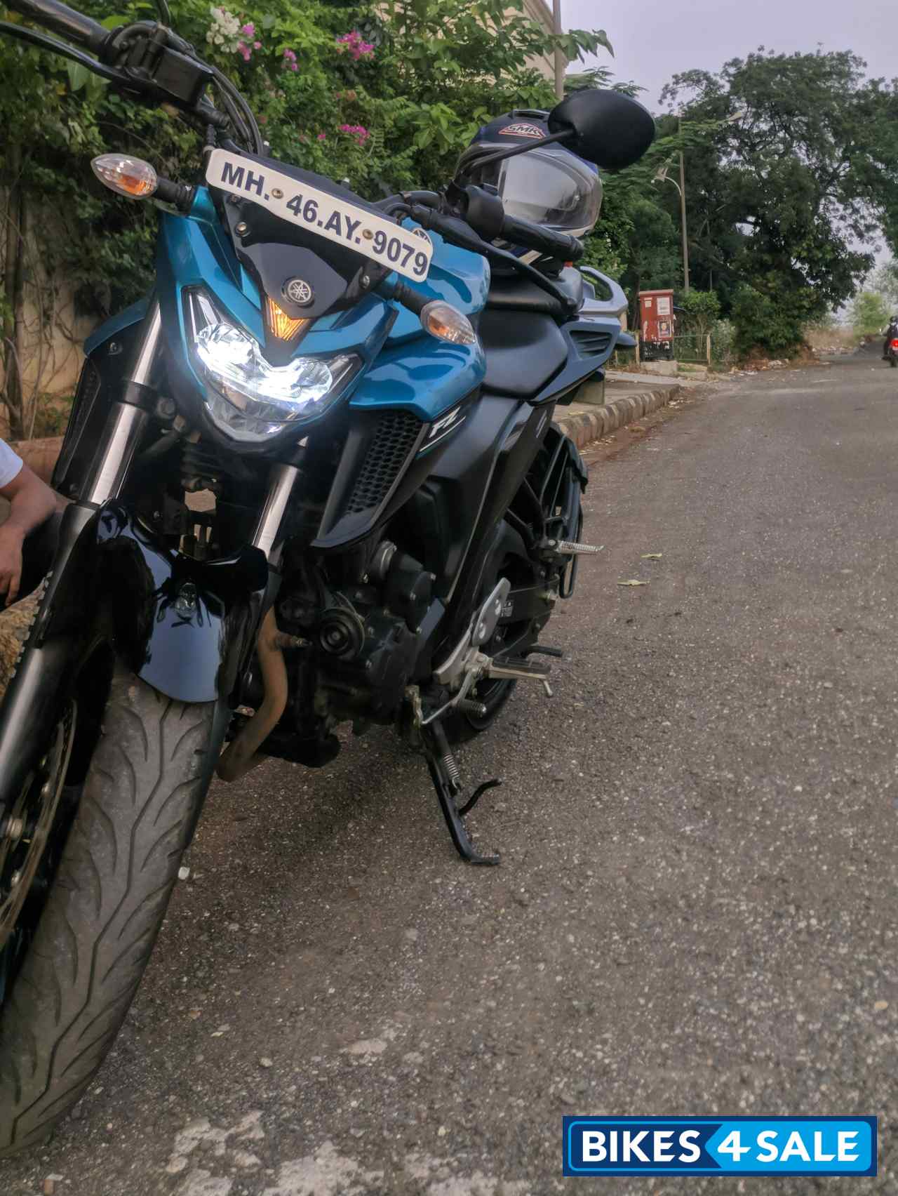 Yamaha FZ25