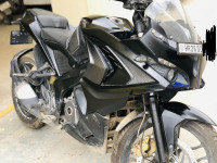 Black Bajaj Pulsar RS 200 ABS