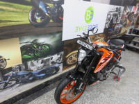 Orange Black KTM Duke 125