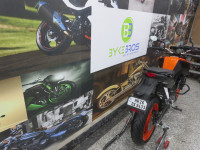 Orange Black KTM Duke 125