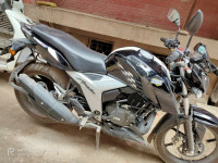 TVS Apache TVS Apache RTR 160 4V FI