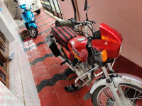 Maroon Bajaj 4SChampion