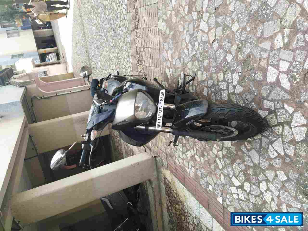 Black Suzuki Intruder 150