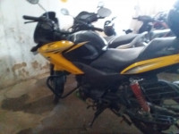 Black And Yellow Honda CBF Stunner