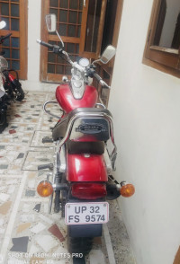 Bajaj Avenger 220 DTS-i