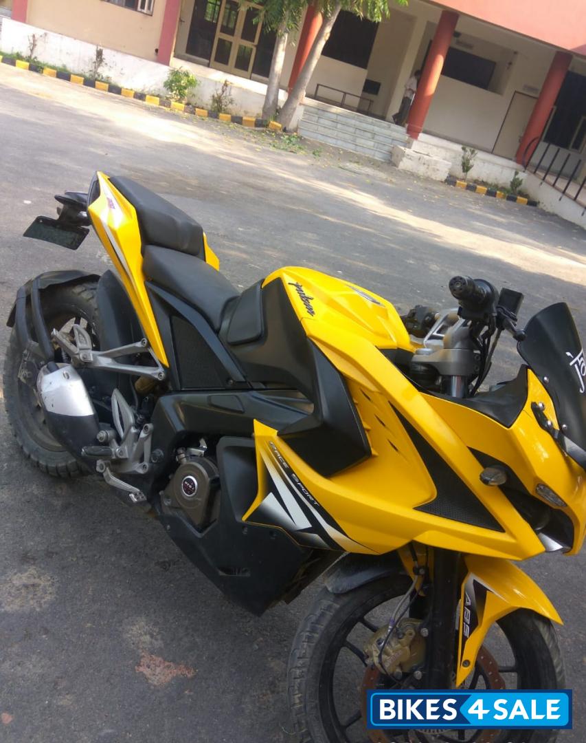 Yellow Bajaj Pulsar RS 200