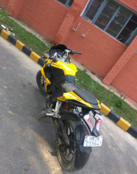 Yellow Bajaj Pulsar RS 200