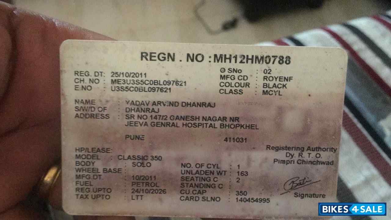 Black Royal Enfield Classic 350