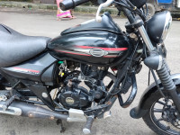 Bajaj Avenger Street 220