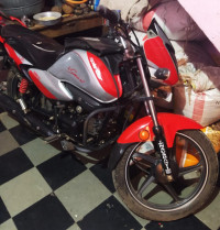 Sports Red Hero Splendor iSmart