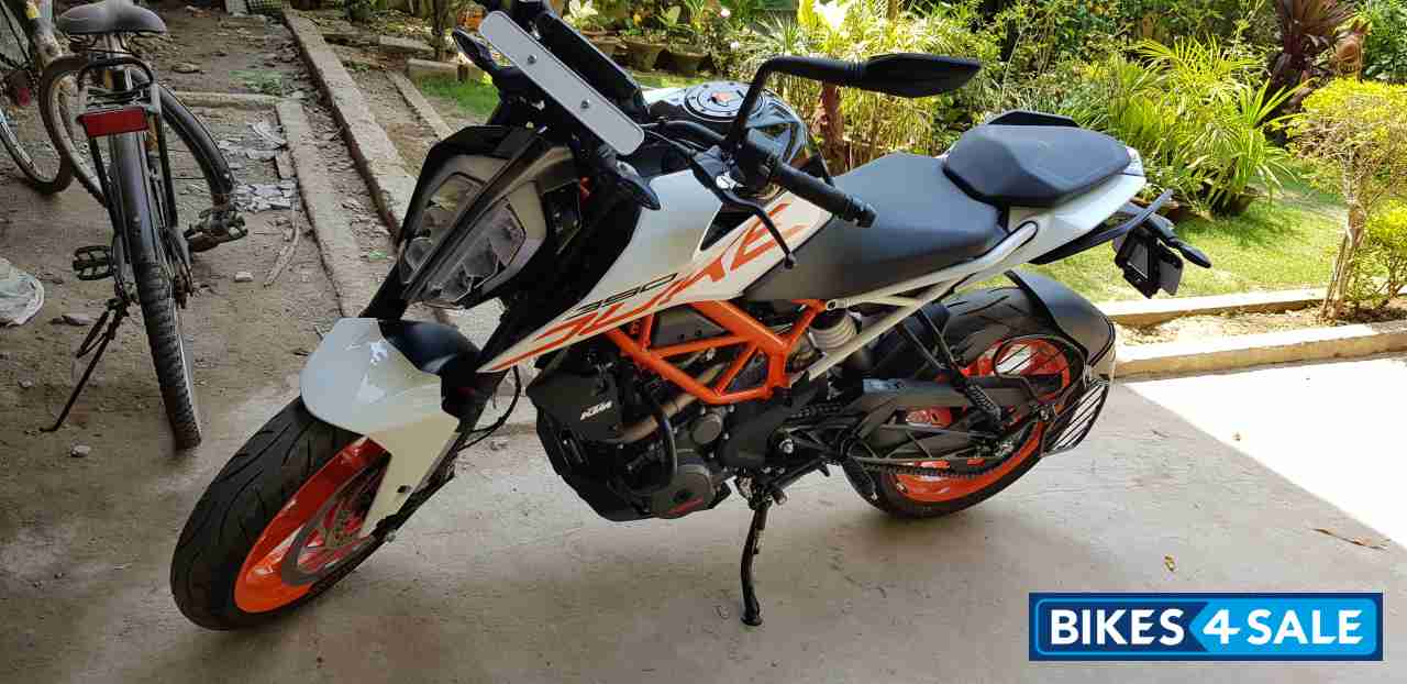 Electronic Orange KTM Duke 390