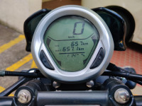 Black Bajaj Avenger Street 220