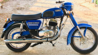 Ideal Jawa Yezdi Classic