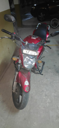 Red Yamaha FZ16