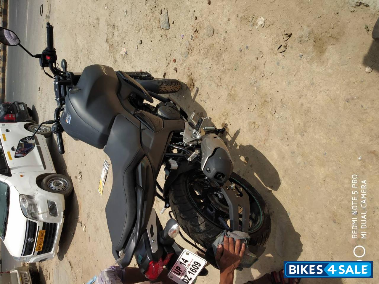 Black Yamaha FZ-S FI V3