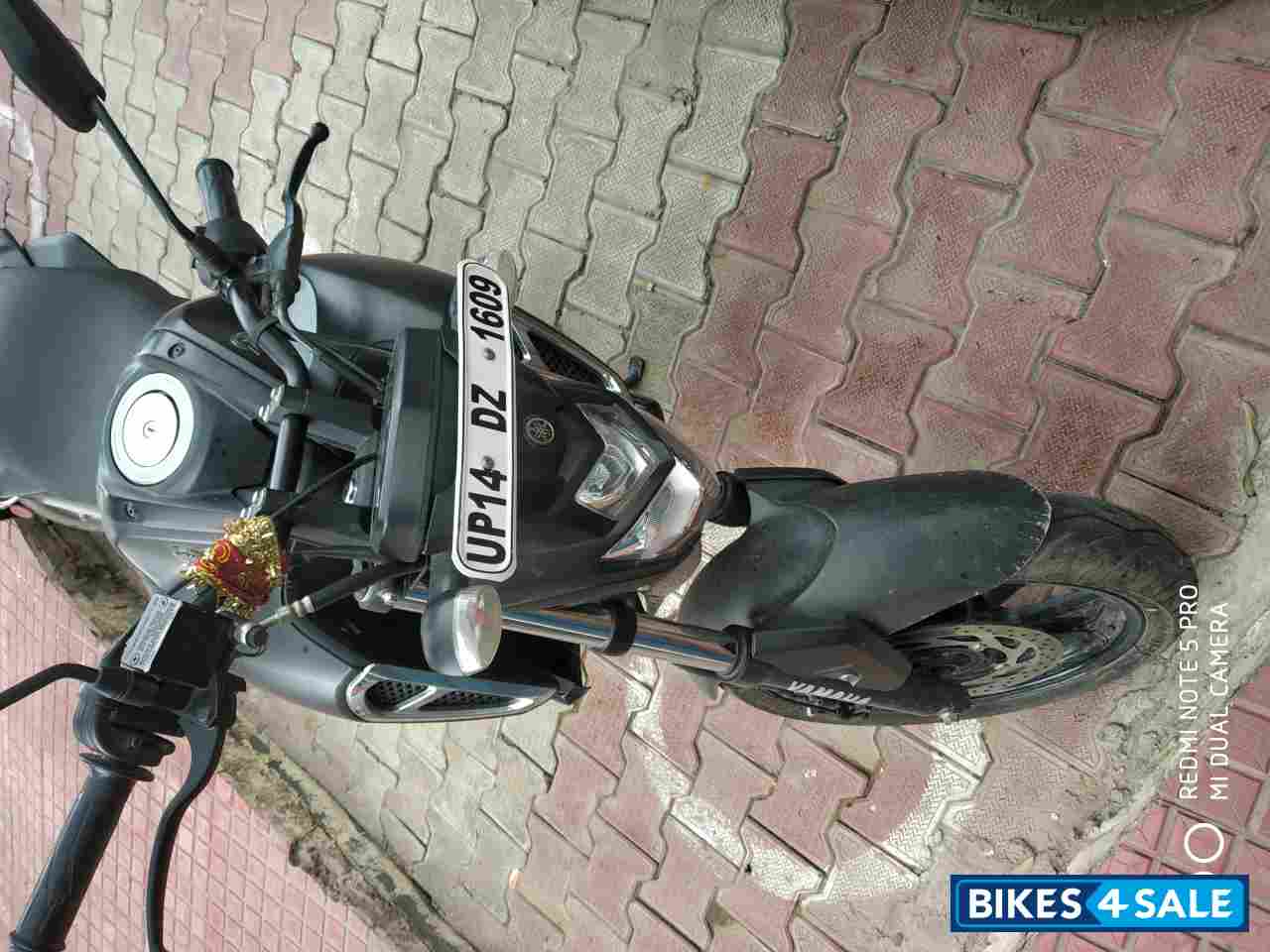 Black Yamaha FZ-S FI V3