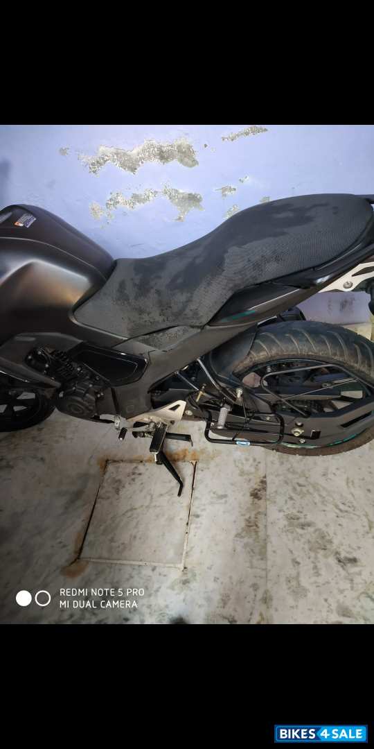 Black Yamaha FZ-S FI V3