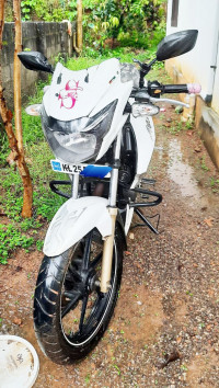 Bearl White TVS Apache RTR 180 ABS