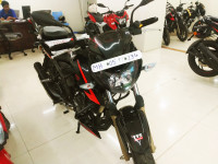 TVS Apache RTR 200 4V