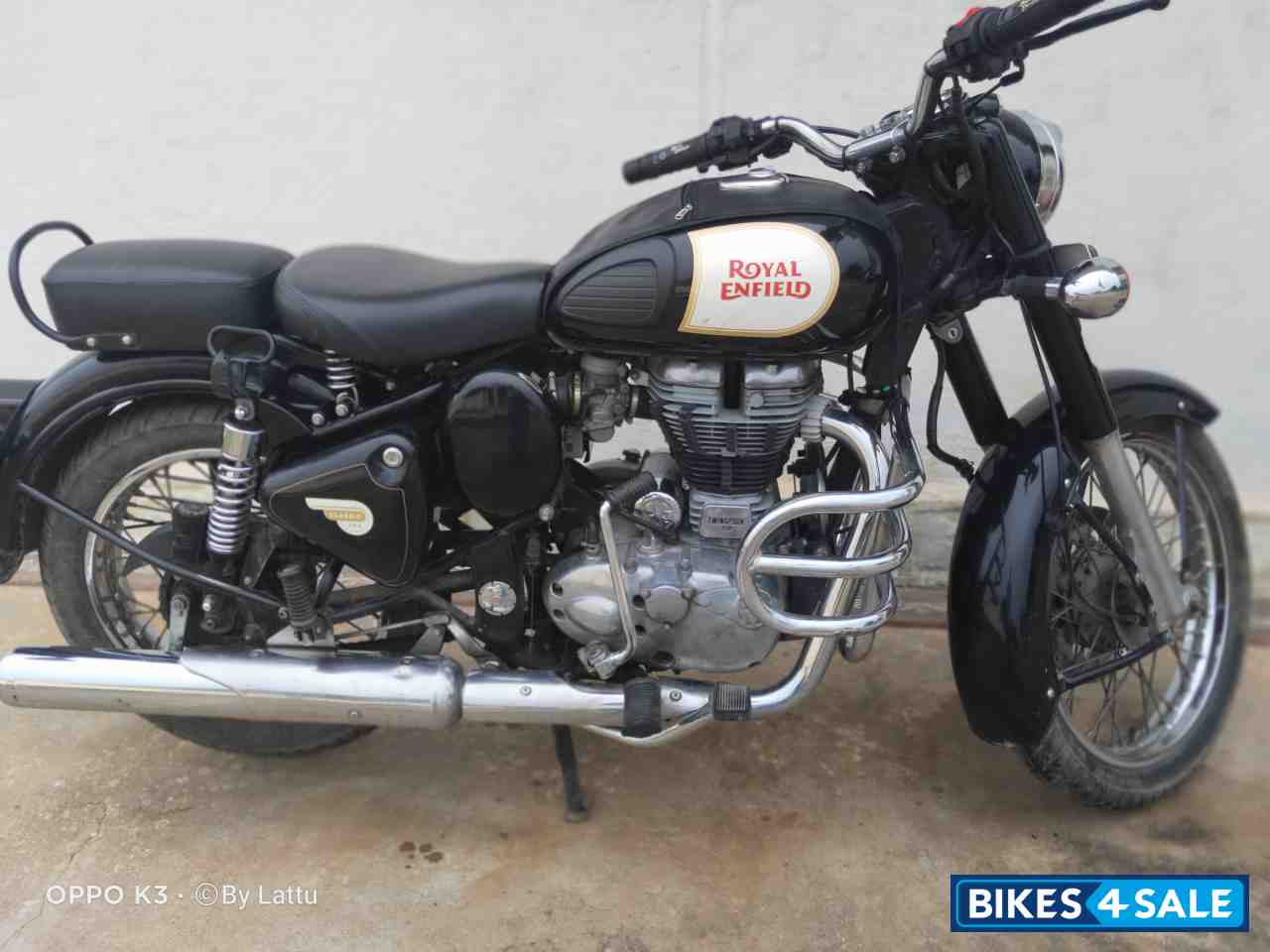 Black Royal Enfield Classic 350