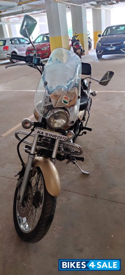 Bajaj Avenger Cruise 220 Bajaj Avenger Cruise 220