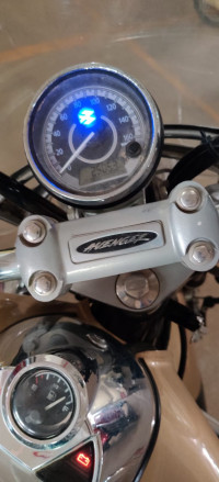 Bajaj Avenger Cruise 220