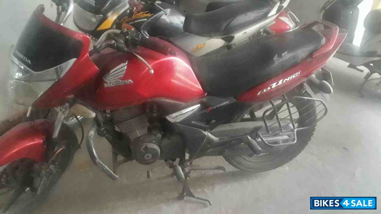 Red Honda CB Unicorn Red Honda CB Unicorn