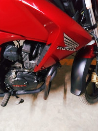 Red Honda Unicorn Dazzler