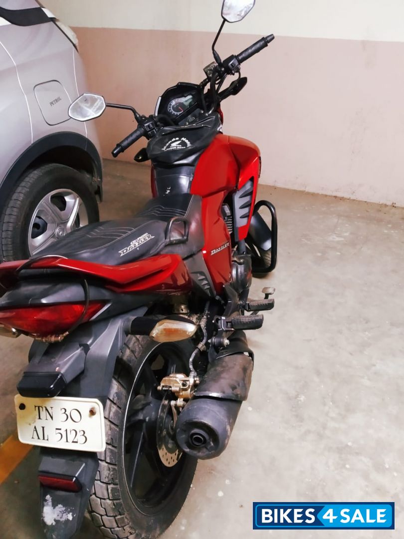 Red Honda Unicorn Dazzler