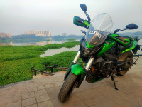 Green Bajaj Dominar DOMINAR 400 UG