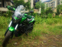 Green Bajaj Dominar DOMINAR 400 UG