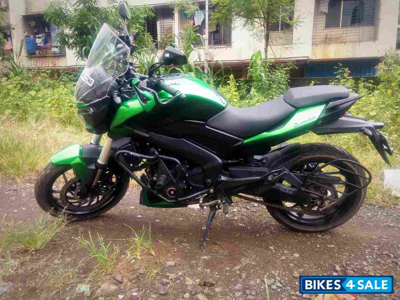 Green Bajaj Dominar DOMINAR 400 UG