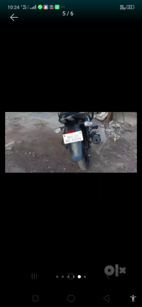 Black Bajaj Pulsar 150 DTSi