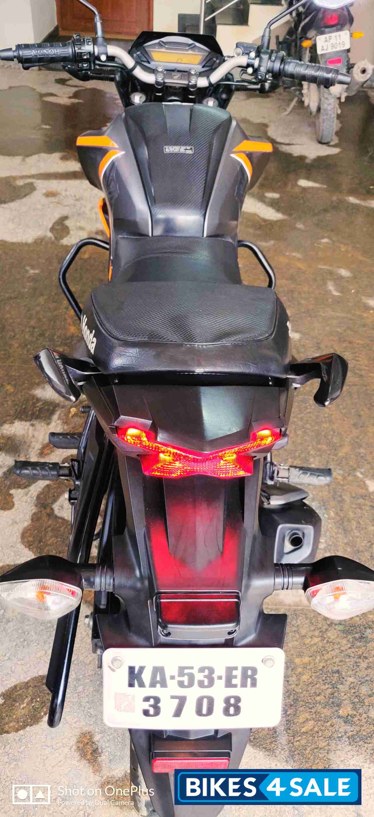 Orange And Black Honda CB Hornet 160R