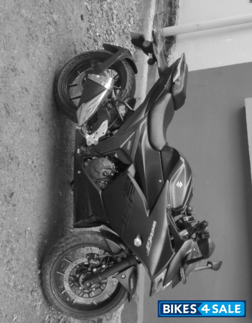 Matte Black Suzuki Gixxer SF 250 BS6
