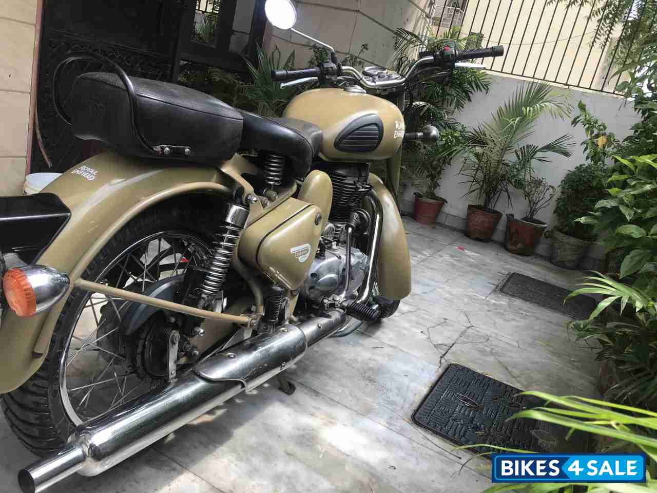 Royal Enfield Classic Desert Storm