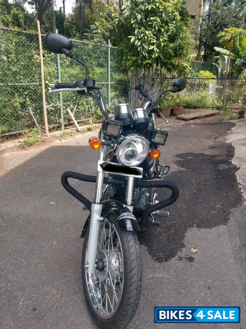 Flicker Black Royal Enfield Thunderbird 350 Flicker Black Royal Enfield Thunderbird 350