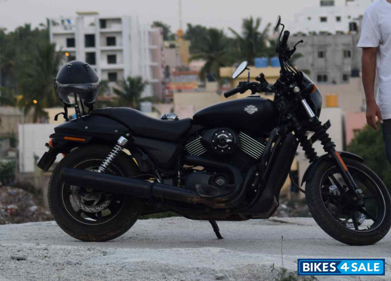 Denim Matt Black Harley Davidson Street 750