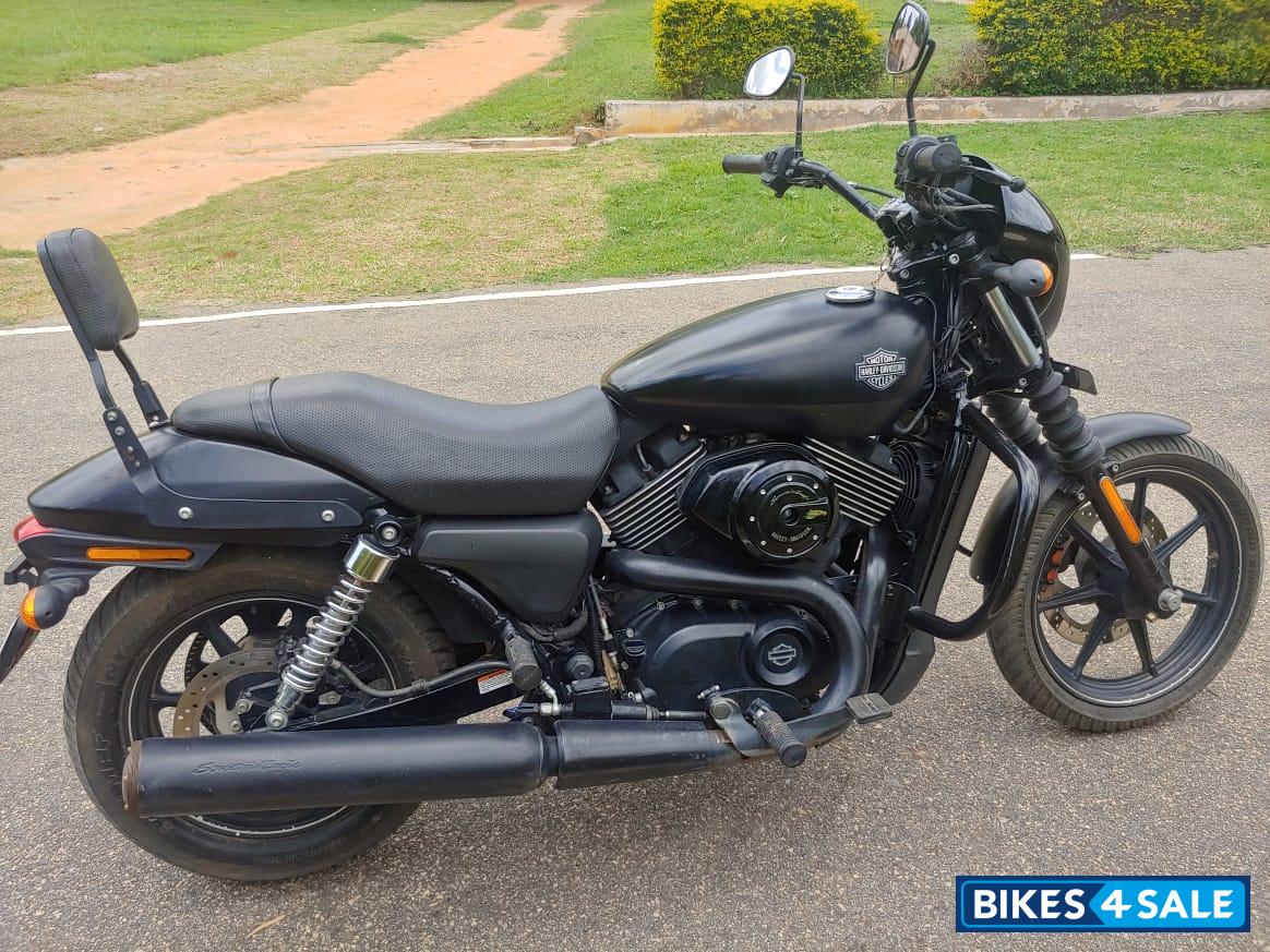 Denim Matt Black Harley Davidson Street 750