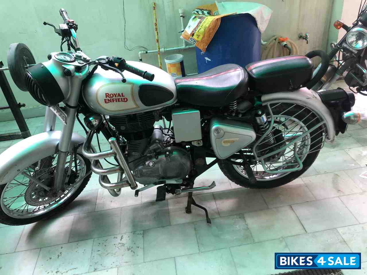 Silver Royal Enfield Classic 350