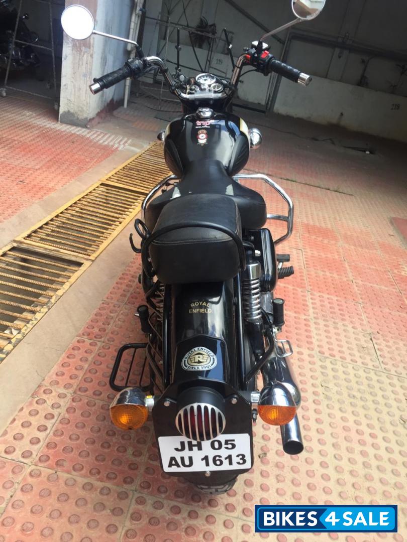 Black Royal Enfield Classic 350