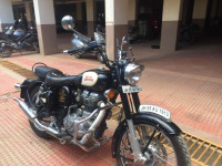 Black Royal Enfield Classic 350